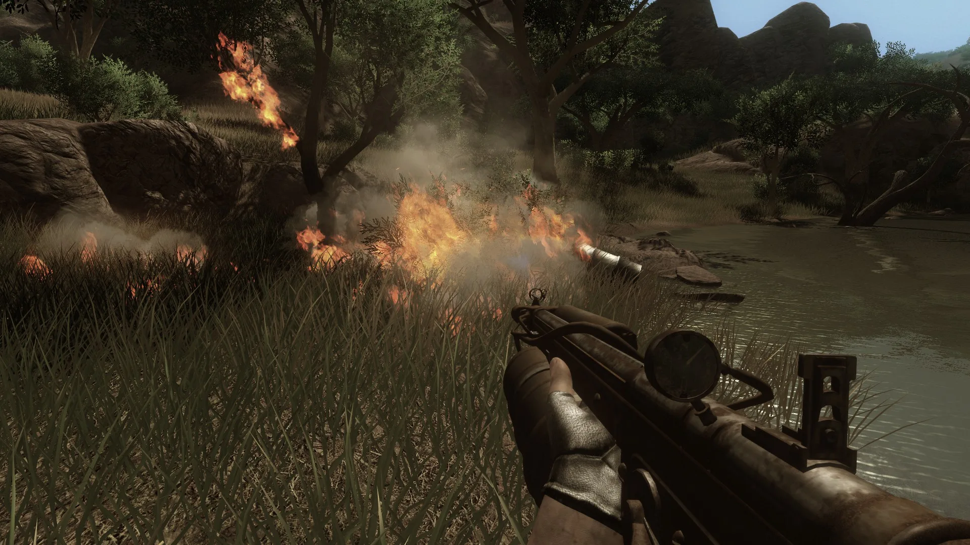 Do wzniecenia pożarów użyć można koktajli Mołotowa albo miotacza ognia. Archiwum prywatne.