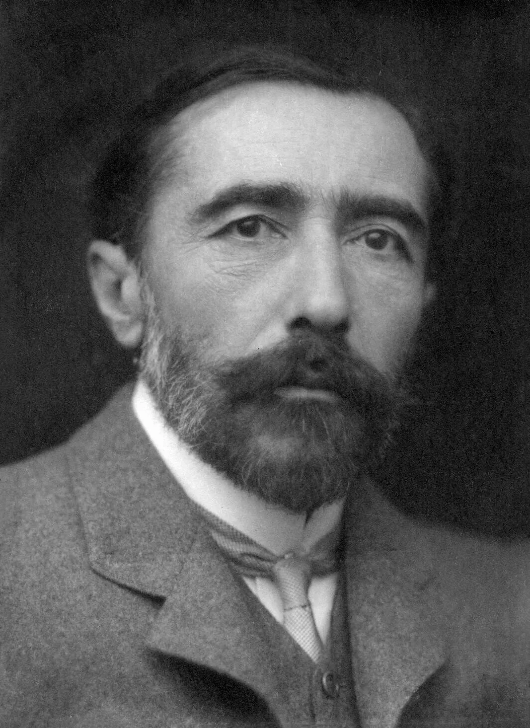 Joseph Conrad. Domena publiczna.